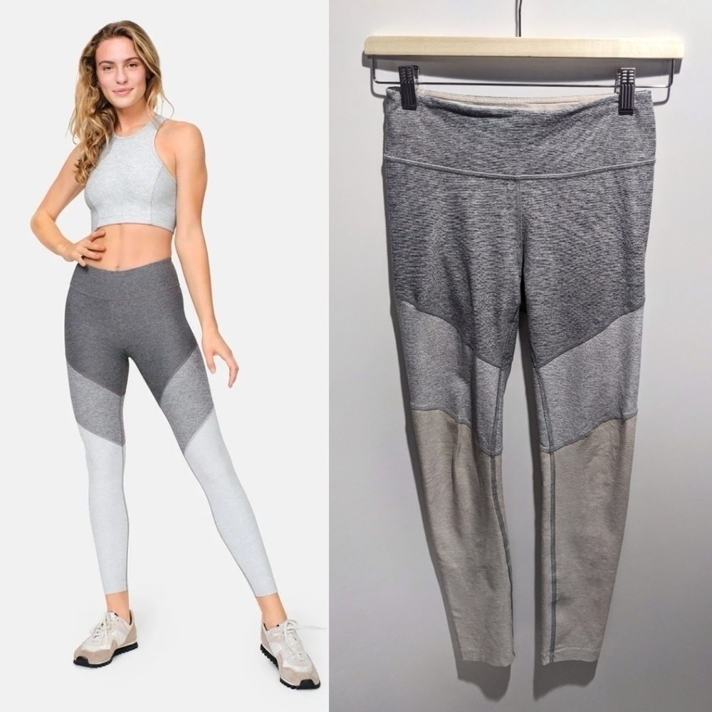 Outdoor Voices | Springs 7/8 Legging in Graphite/Ash/Dove